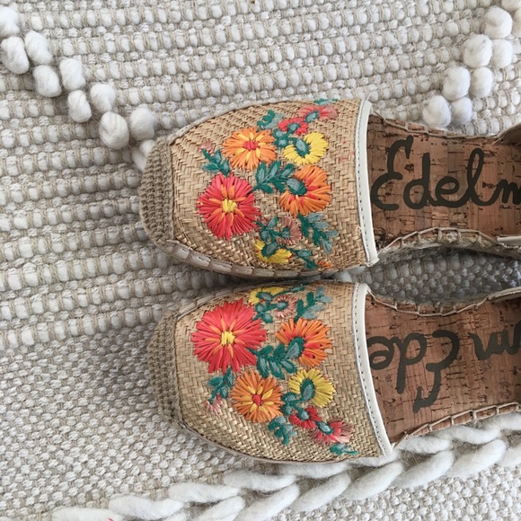 Sam Edelman Jemmie Peacock Embroidered Espadrille - Picture 2 of 4